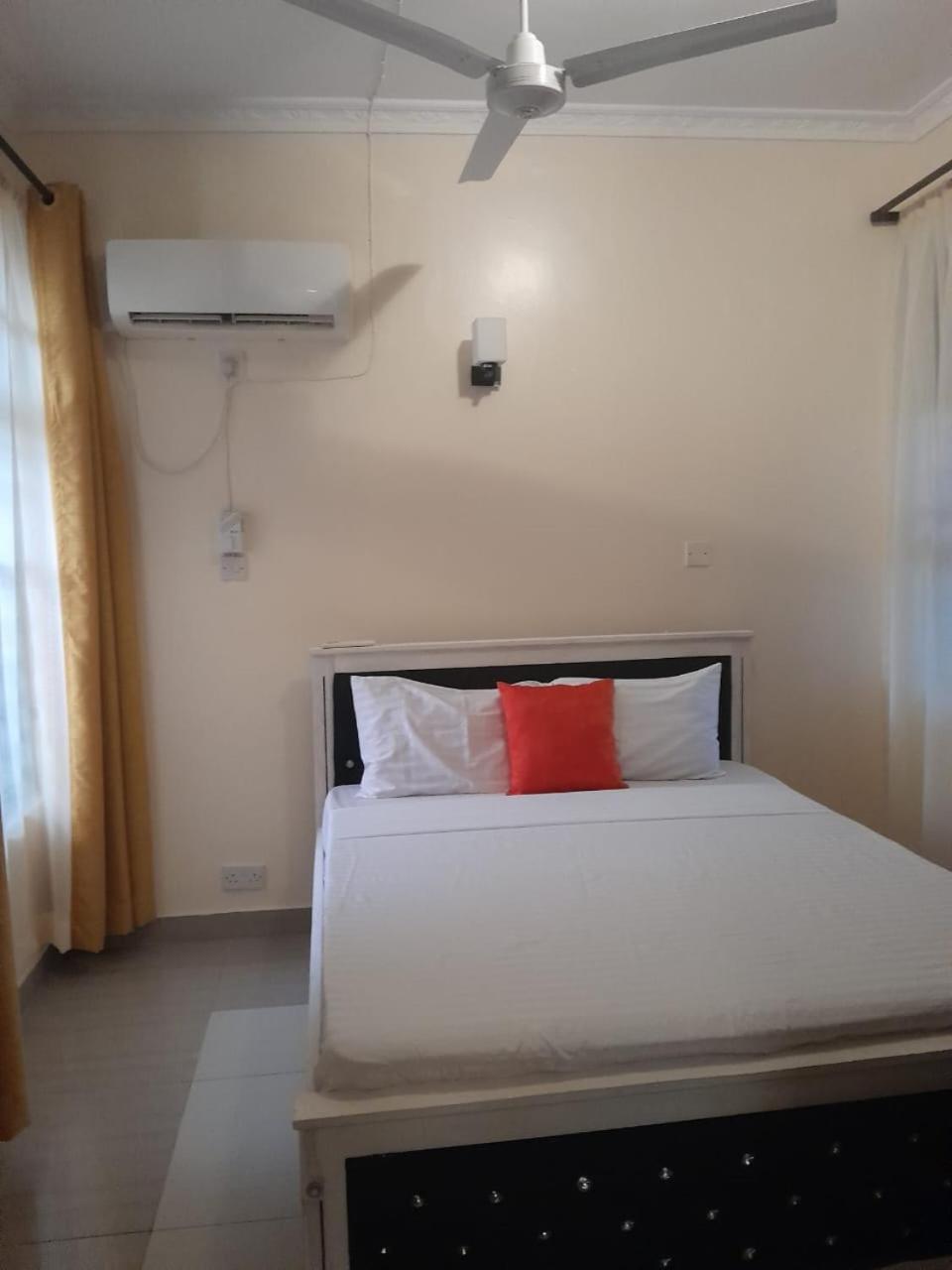 Pk Ocean Apartment Mombasa Eksteriør billede